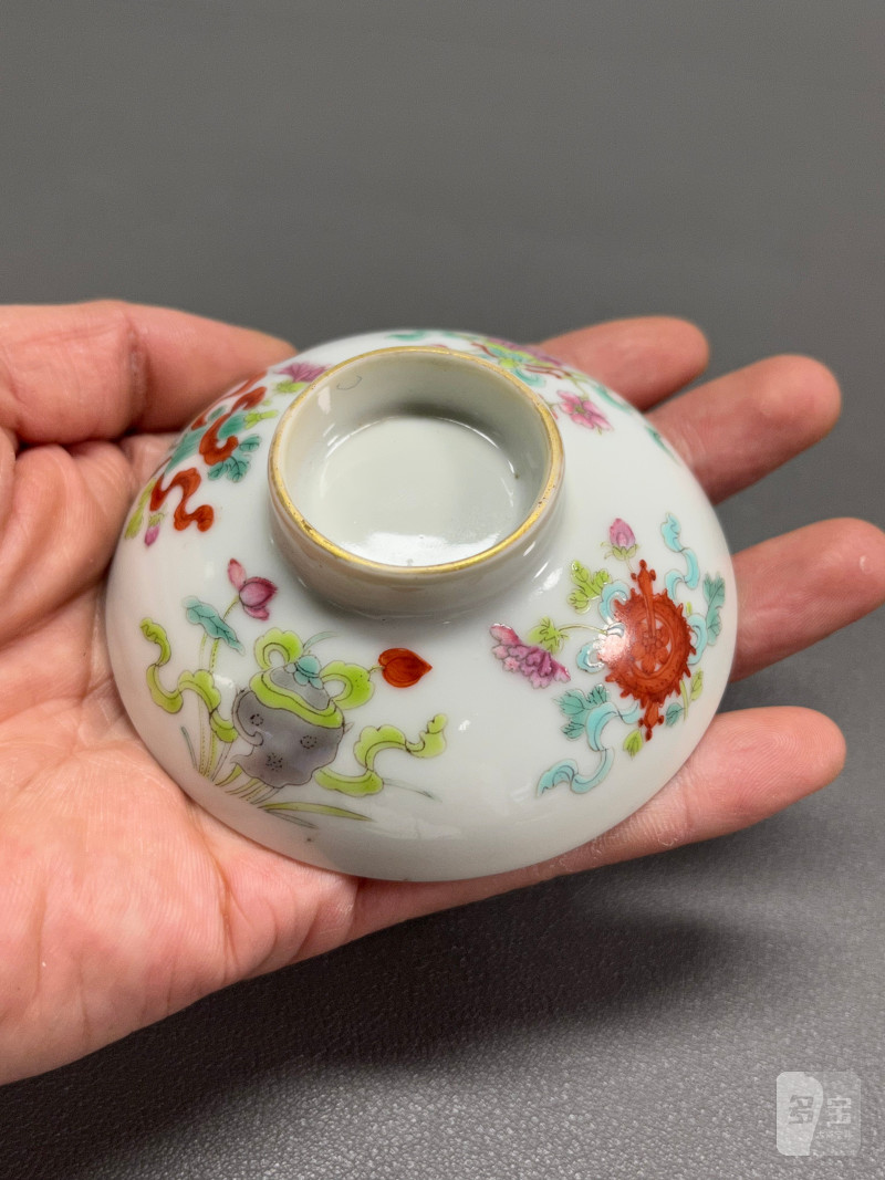 清道光  粉彩花卉八吉祥纹盖杯 - 图37
